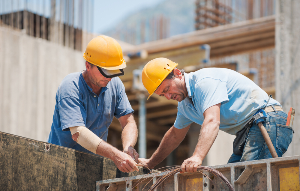 3 Ways to Stay Cool on a Building Site